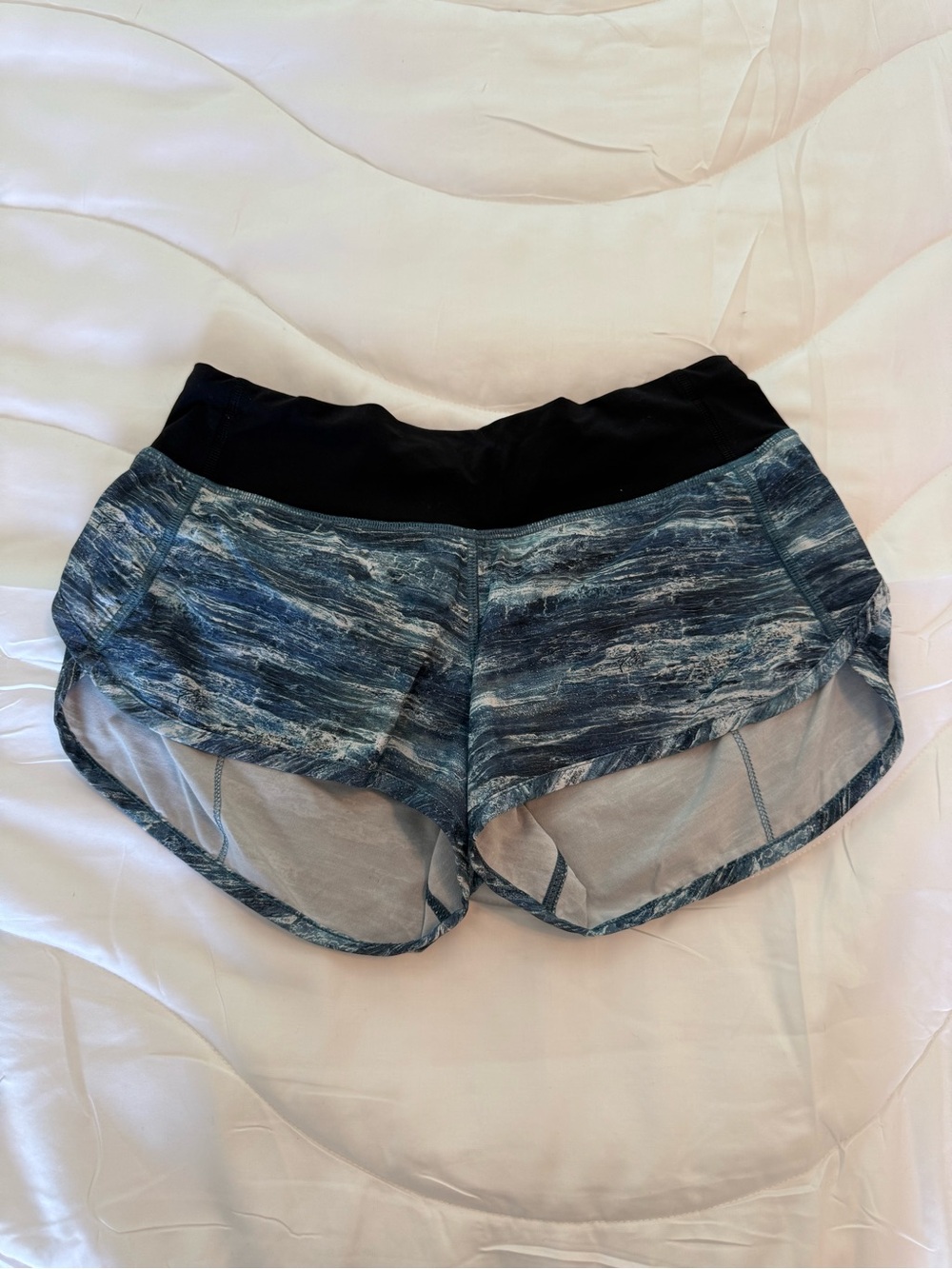 lululemon athletica speed up 2.5” Blue Marbled Running Shorts